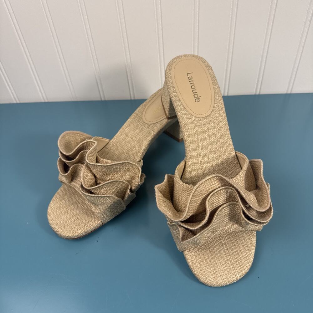 Larroude brigitte ruffle mules ladies 8M block heel raffia type weddings stunner